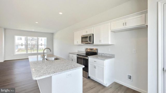 36 N CONIFER DR, Elizabethtown, PA 17022