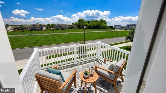 36 N CONIFER DR, Elizabethtown, PA 17022