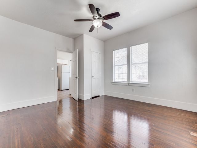 1630 Poplar Street, Dallas, TX 75215