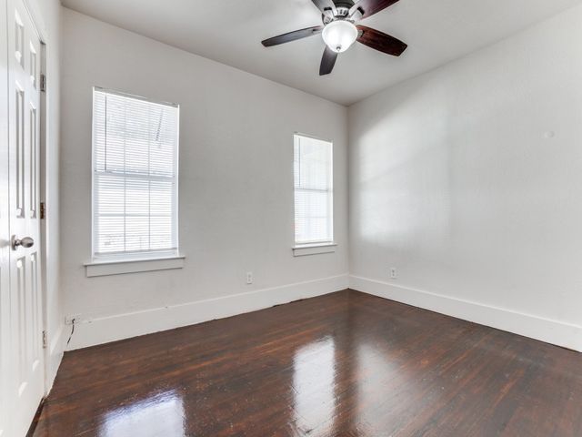 1630 Poplar Street, Dallas, TX 75215