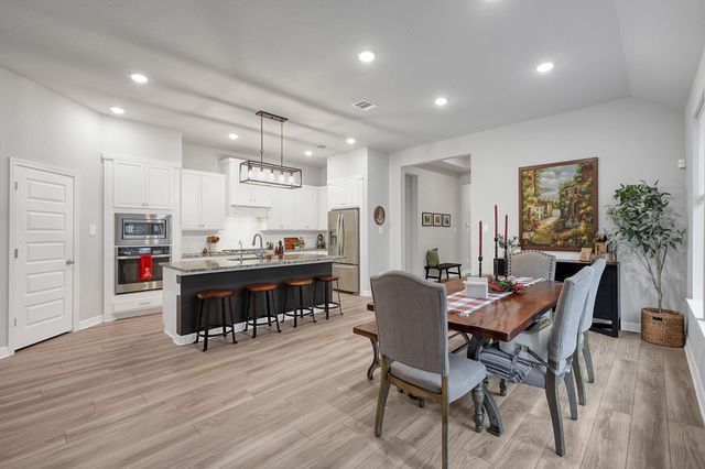 105 Dove Springs Court, Conroe, TX 77304