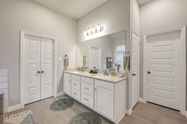 105 Dove Springs Court, Conroe, TX 77304