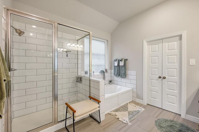 105 Dove Springs Court, Conroe, TX 77304