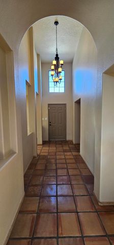 8020 Corona Avenue NE, Albuquerque, NM 87122