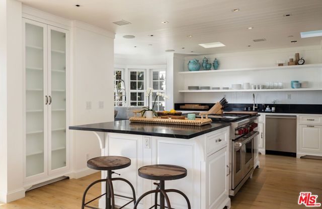 571 Sand Point Road, Carpinteria, CA 93013