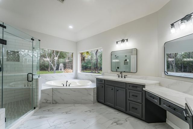 111 Whispering Meadow, Magnolia, TX 77355