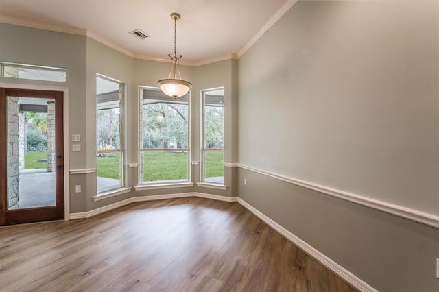 111 Whispering Meadow, Magnolia, TX 77355