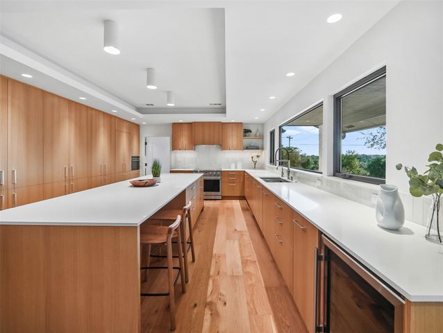 107 High Plains DR, Dripping Springs, TX 78620