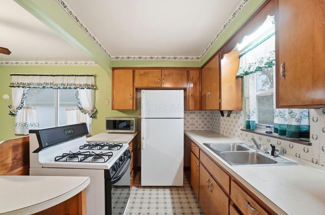 303 Madison Street, Groveport, OH 43125