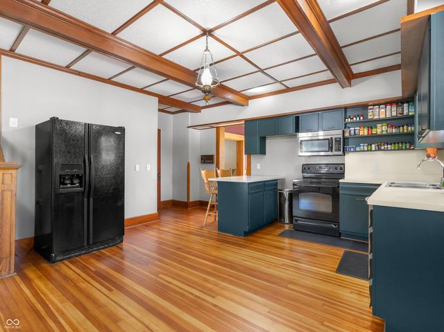 3200 25th Street, Columbus, IN 47203