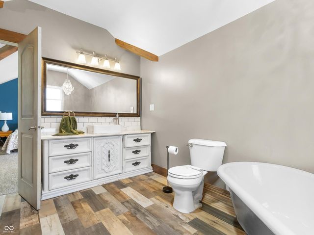 3200 25th Street, Columbus, IN 47203