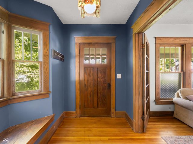 3200 25th Street, Columbus, IN 47203