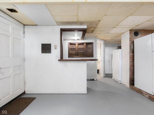 3200 25th Street, Columbus, IN 47203