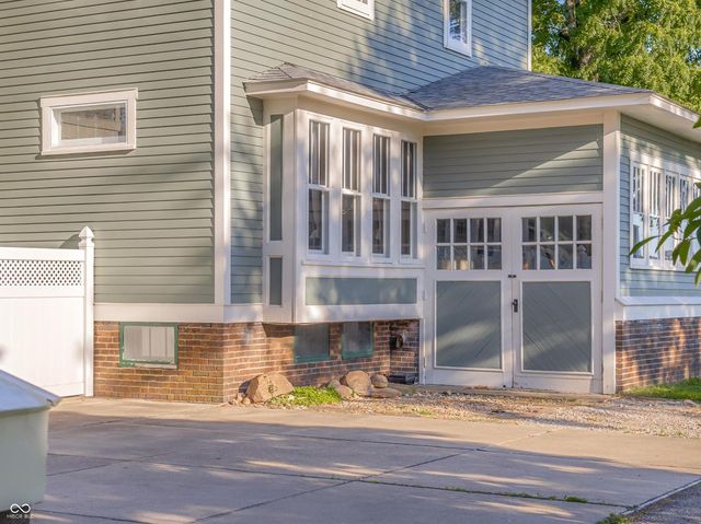 3200 25th Street, Columbus, IN 47203