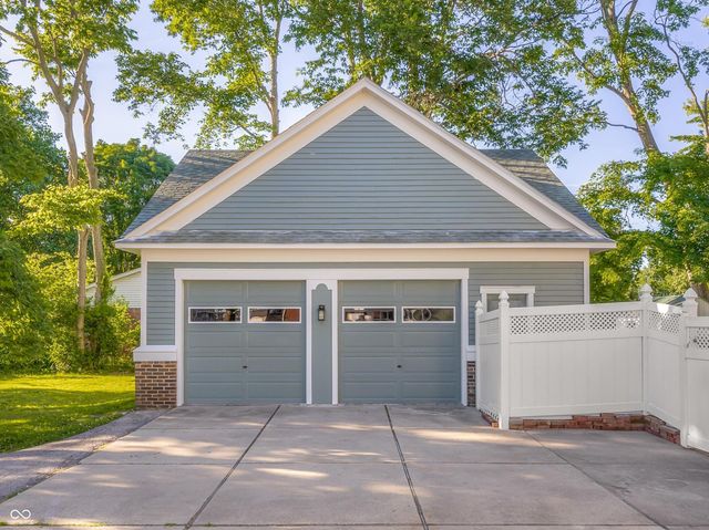 3200 25th Street, Columbus, IN 47203