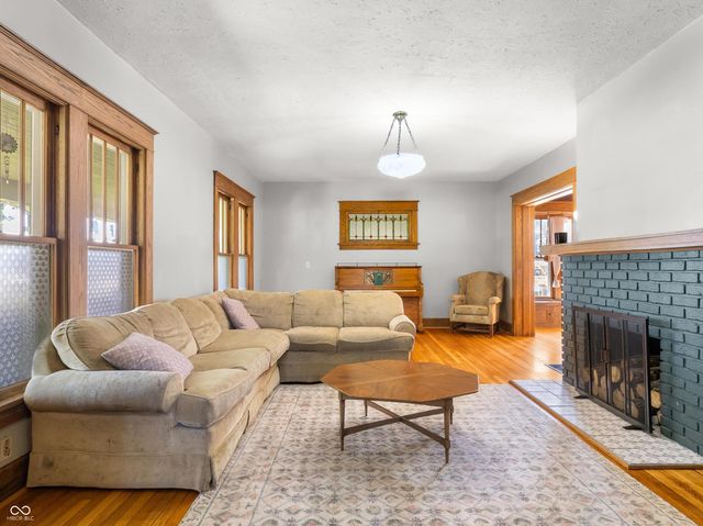 3200 25th Street, Columbus, IN 47203
