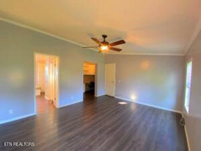 2517 Shields Ferry Rd, Morristown, TN 37814