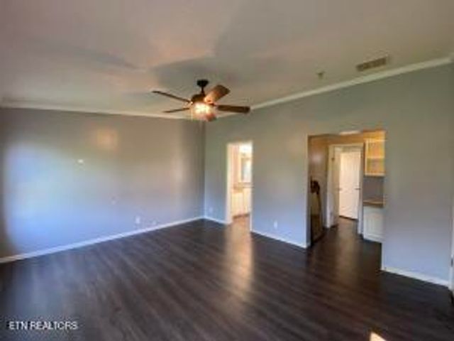 2517 Shields Ferry Rd, Morristown, TN 37814