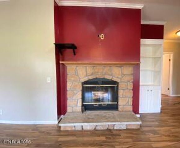 2517 Shields Ferry Rd, Morristown, TN 37814