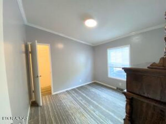 2517 Shields Ferry Rd, Morristown, TN 37814