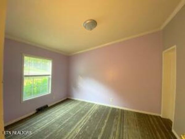 2517 Shields Ferry Rd, Morristown, TN 37814