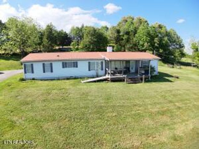 2517 Shields Ferry Rd, Morristown, TN 37814