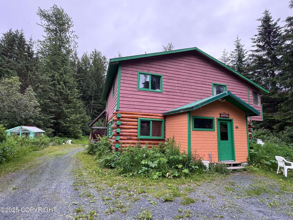 12492 Camelot Drive, Seward, AK 99664