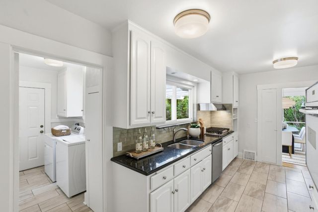 131 Barroilhet Avenue, San Mateo, CA 94401
