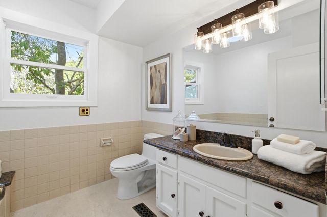 131 Barroilhet Avenue, San Mateo, CA 94401