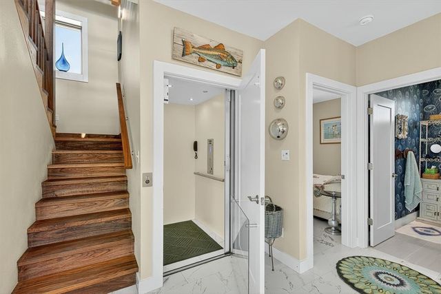 600 E Oaks Ave, Port Aransas, TX 78373