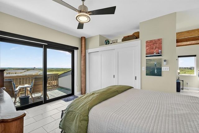 600 E Oaks Ave, Port Aransas, TX 78373