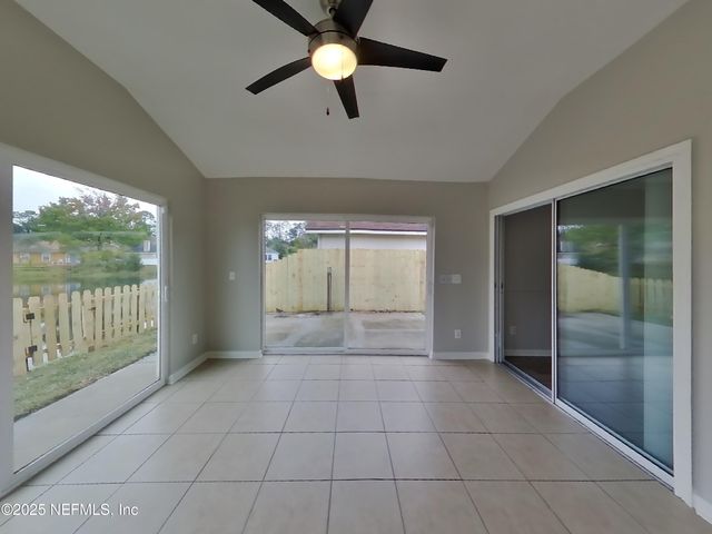 1695 NORTHGLEN Circle, Middleburg, FL 32068