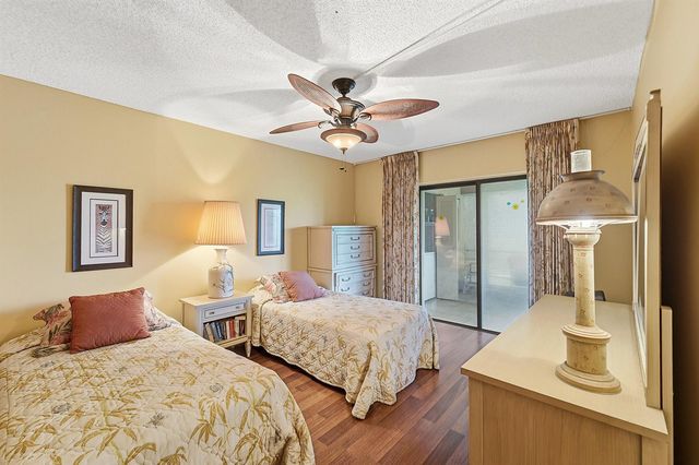 9273 SW 8th Street 321, Boca Raton, FL 33428