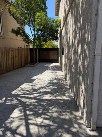 832 Alpine St, Jackson, CA 95642