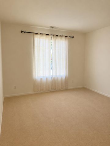832 Alpine St, Jackson, CA 95642