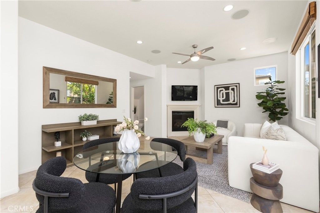 Image 16 of property listing at 223 Sparkleberry Avenue, Orange, CA 92865