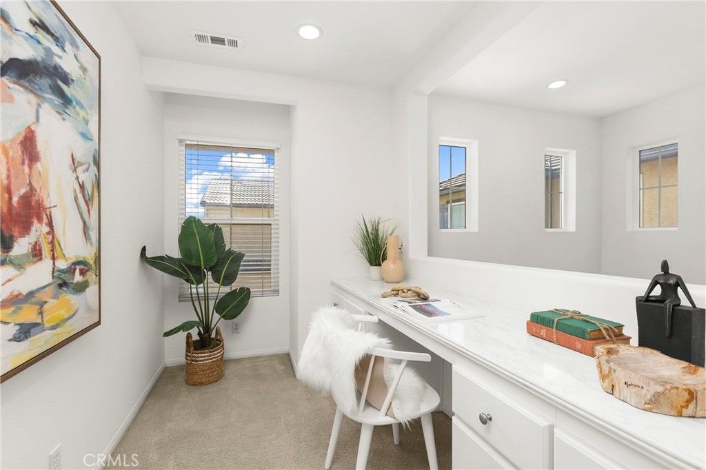Image 27 of property listing at 223 Sparkleberry Avenue, Orange, CA 92865