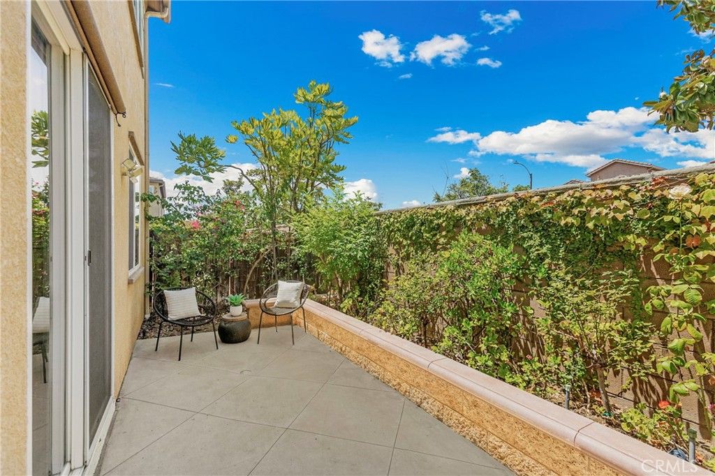 Image 31 of property listing at 223 Sparkleberry Avenue, Orange, CA 92865