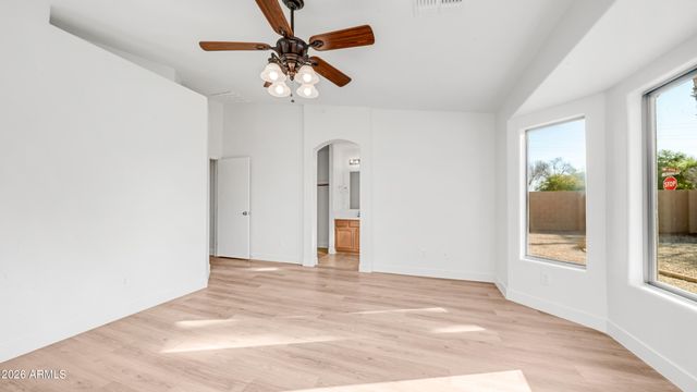 3892 S TOWER Avenue, Chandler, AZ 85286
