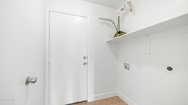 3892 S TOWER Avenue, Chandler, AZ 85286