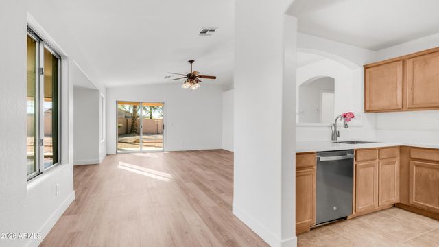 3892 S TOWER Avenue, Chandler, AZ 85286