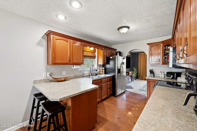 104 Allie Ct, Berea, KY 40403