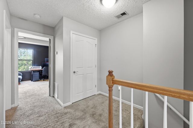 104 Allie Ct, Berea, KY 40403