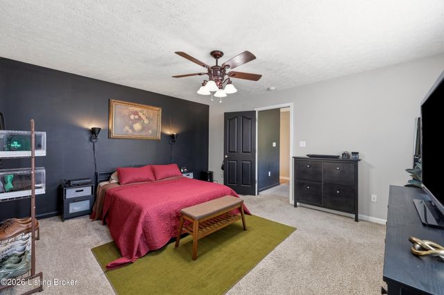 104 Allie Ct, Berea, KY 40403