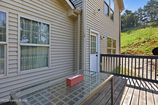 104 Allie Ct, Berea, KY 40403