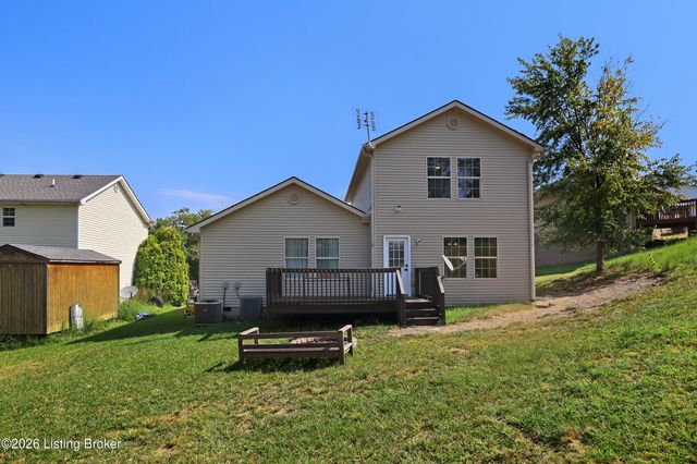 104 Allie Ct, Berea, KY 40403