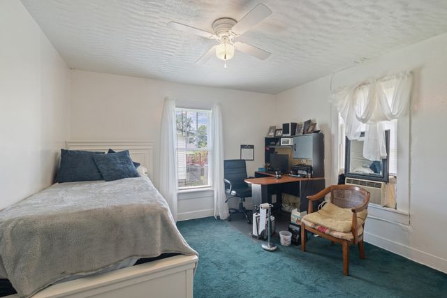 315 W Linden Ave, Hohenwald, TN 38462