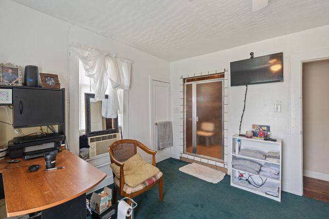 315 W Linden Ave, Hohenwald, TN 38462