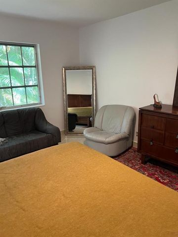 351 NE 19TH Place 206K, Wilton Manors, FL 33305