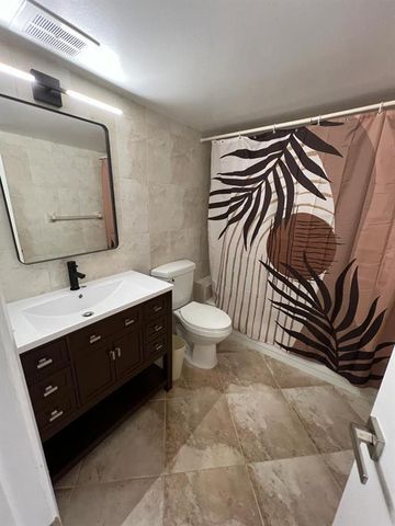 351 NE 19TH Place 206K, Wilton Manors, FL 33305